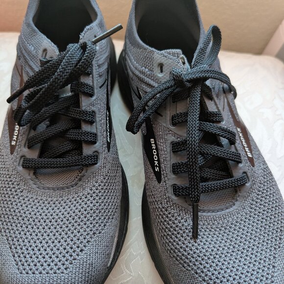 Women's Brooks Riochet 3 running Shoes - Picture 4 of 10